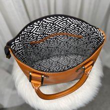 Load image into Gallery viewer, Loki | Toasted Coconut/ Geometric