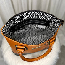 Load image into Gallery viewer, Loki | Toasted Coconut/ Geometric